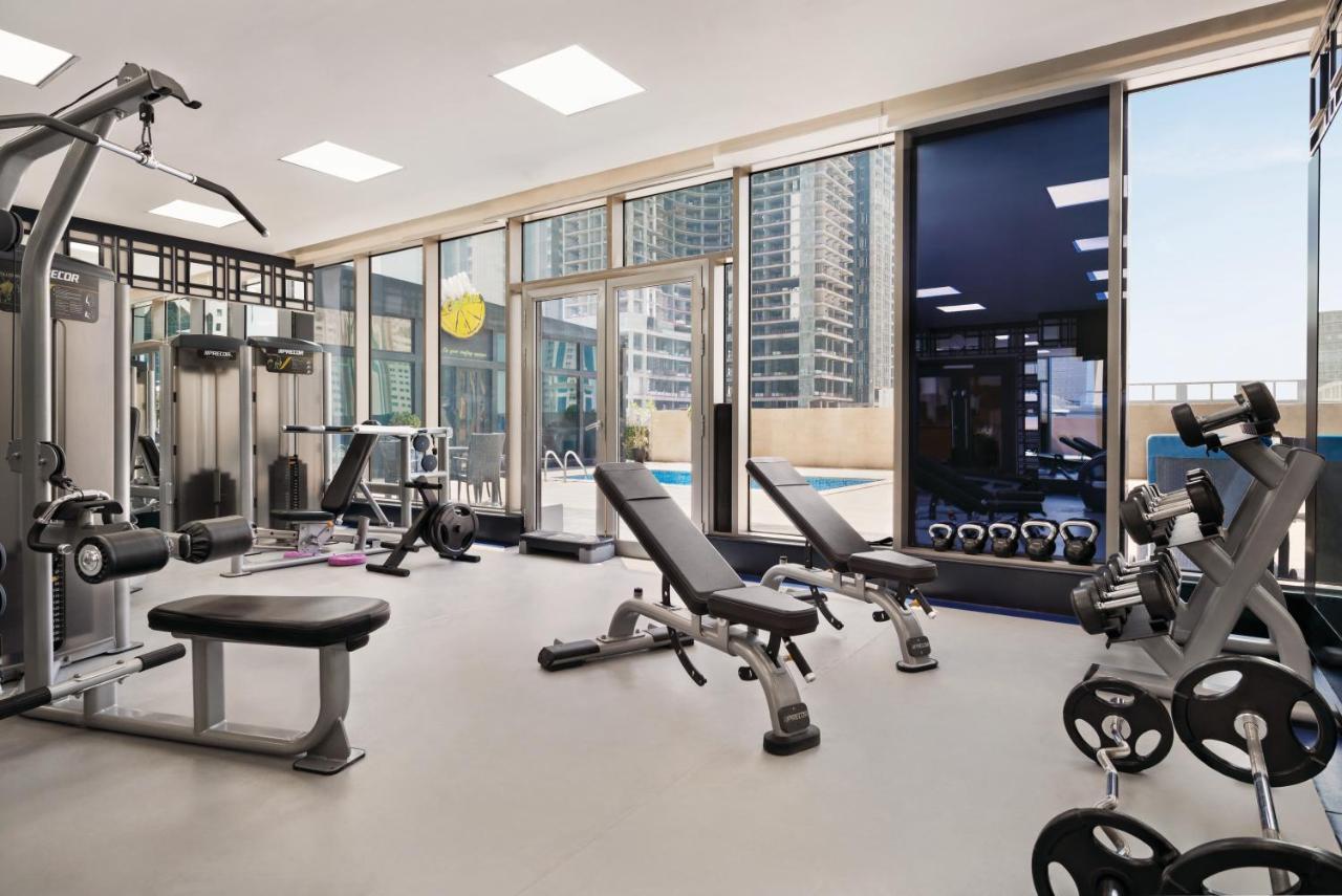 מלון Wyndham Doha West Bay מראה חיצוני תמונה The gym at the Westin Dubai