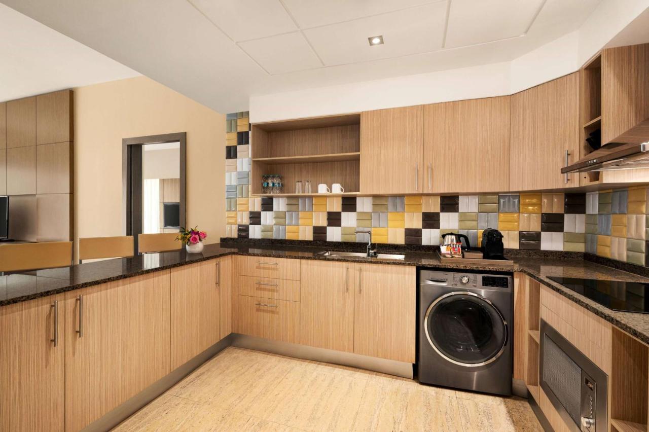 מלון Wyndham Doha West Bay מראה חיצוני תמונה A typical kitchen in a residential apartment