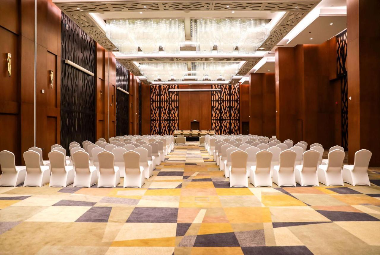 מלון Wyndham Doha West Bay מראה חיצוני תמונה The ballroom
