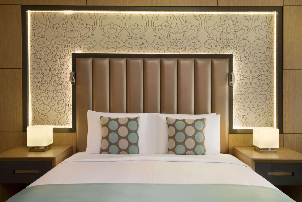 מלון Wyndham Doha West Bay מראה חיצוני תמונה A bedroom at the hotel